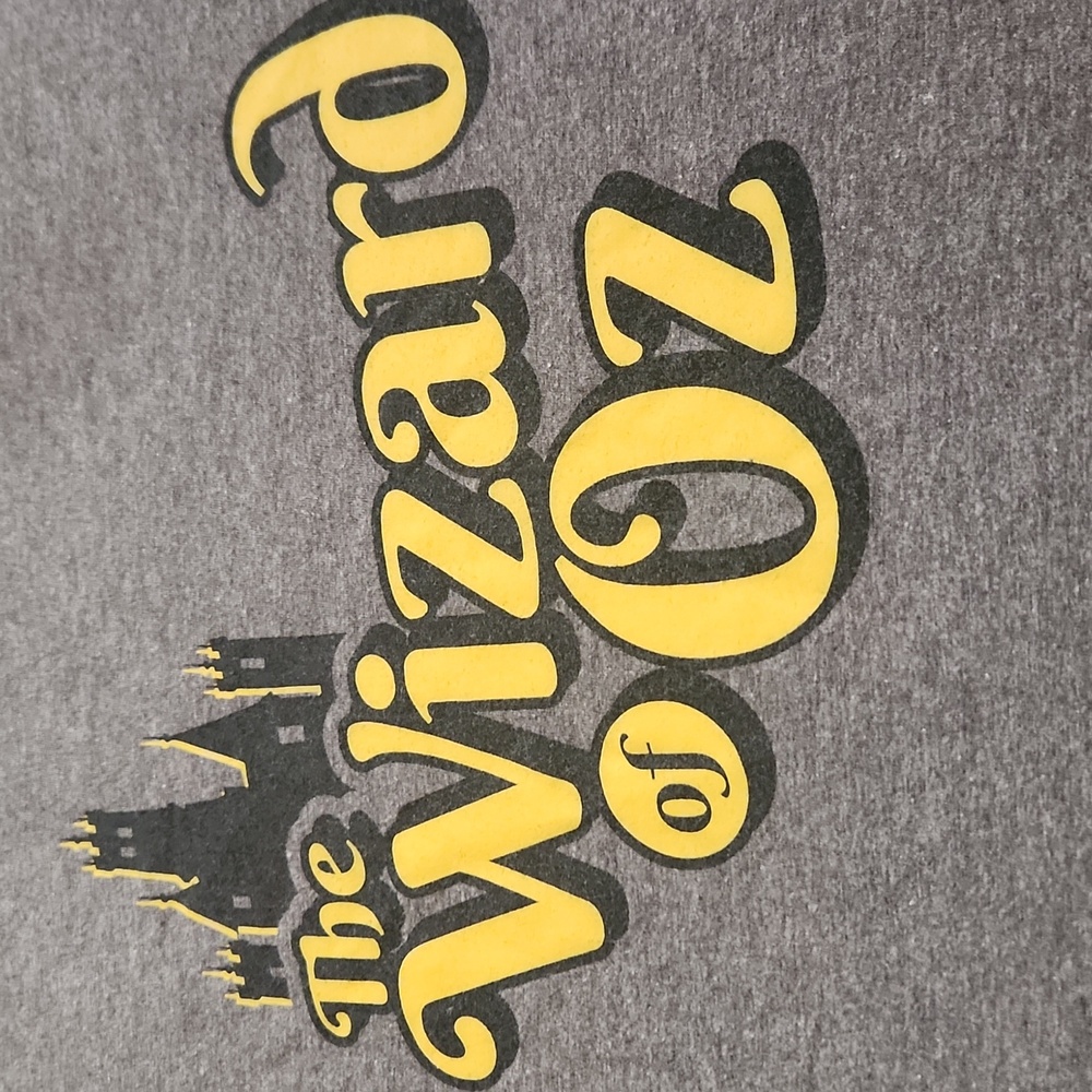 Wizard Of Oz - Short Sleeve District Brand Tee - Size Large - Picture 2 of 5